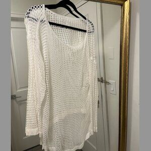 long-sleeve, oversized white fish-net cover up, white, size L